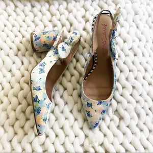 Betsey Johnson Blue Floral Spring Block Claree Slingback Heels